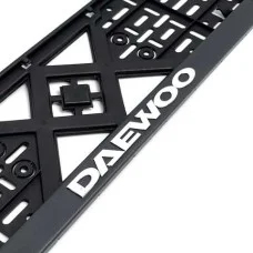 Рамка номера DAEWOO "защелка" 3D надпись Хромированная (Полипроп./гибкая морозостойкая)
